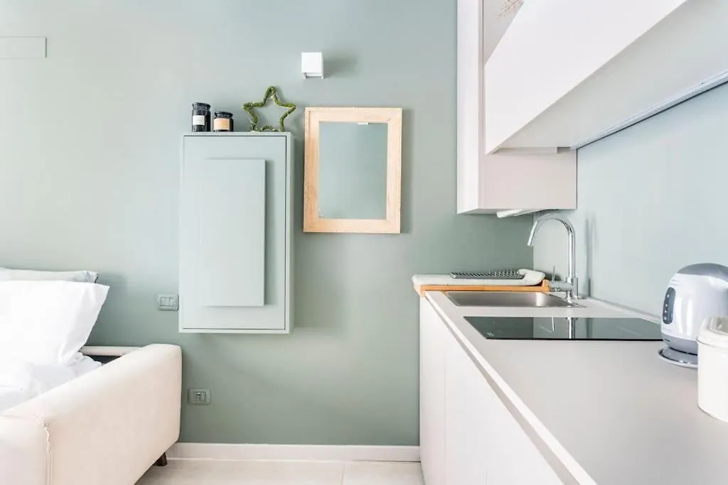 Bergamo Center Suite Mia - Modern & Green + Wifi Apartment