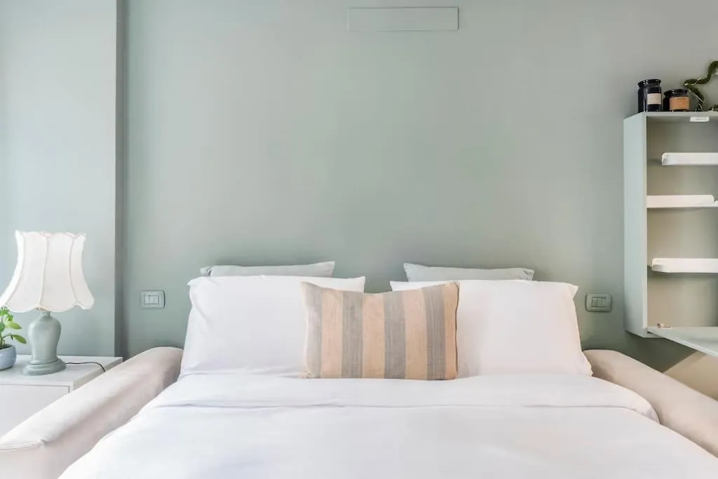 Apartment Bergamo Center Suite Mia - Modern & Green + Wifi Italy