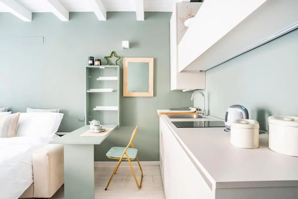 Apartment Bergamo Center Suite Mia - Modern & Green + Wifi Italy